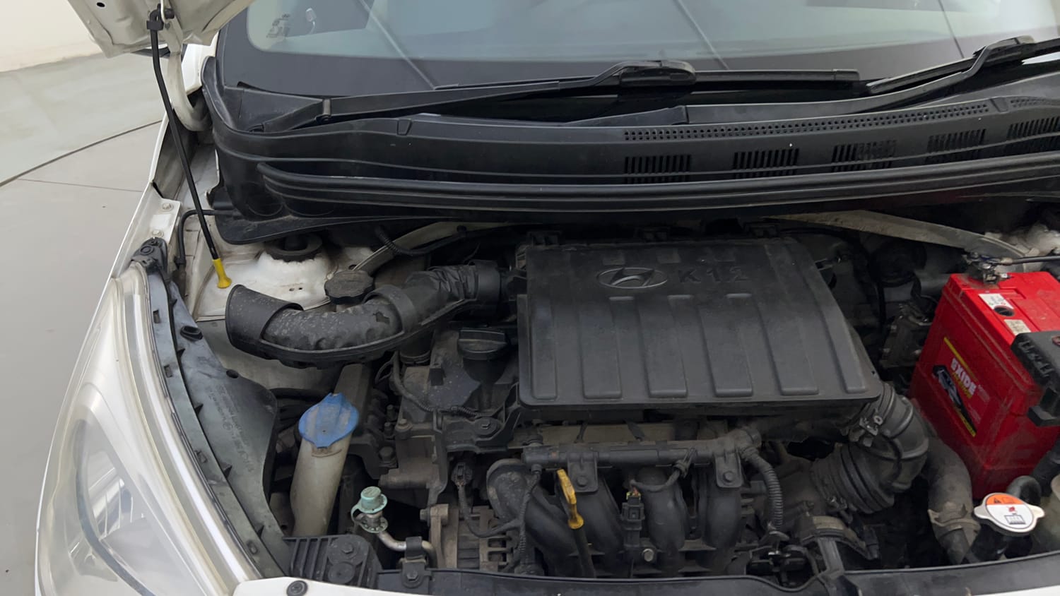 Used 2016 Hyundai Grand i10 Sportz 1.2 Kappa VTVT Petrol Manual engine ENGINE RIGHT SIDE HINGE & APRON VIEW