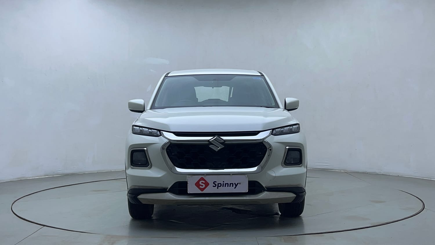 Used 2023 Maruti Suzuki Grand Vitara Delta Smart Hybrid AT Petrol Automatic exterior FRONT VIEW