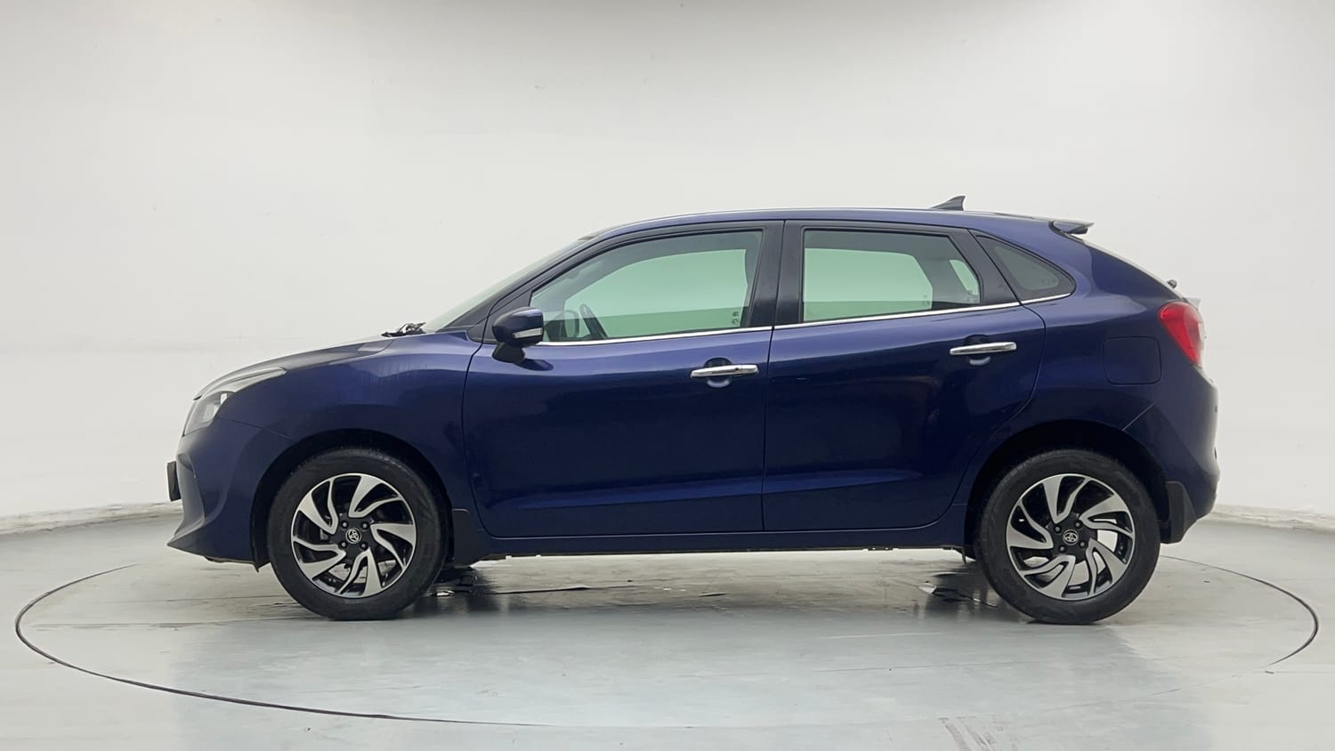 Used 2019 Toyota Glanza V CVT Petrol Automatic exterior LEFT SIDE VIEW