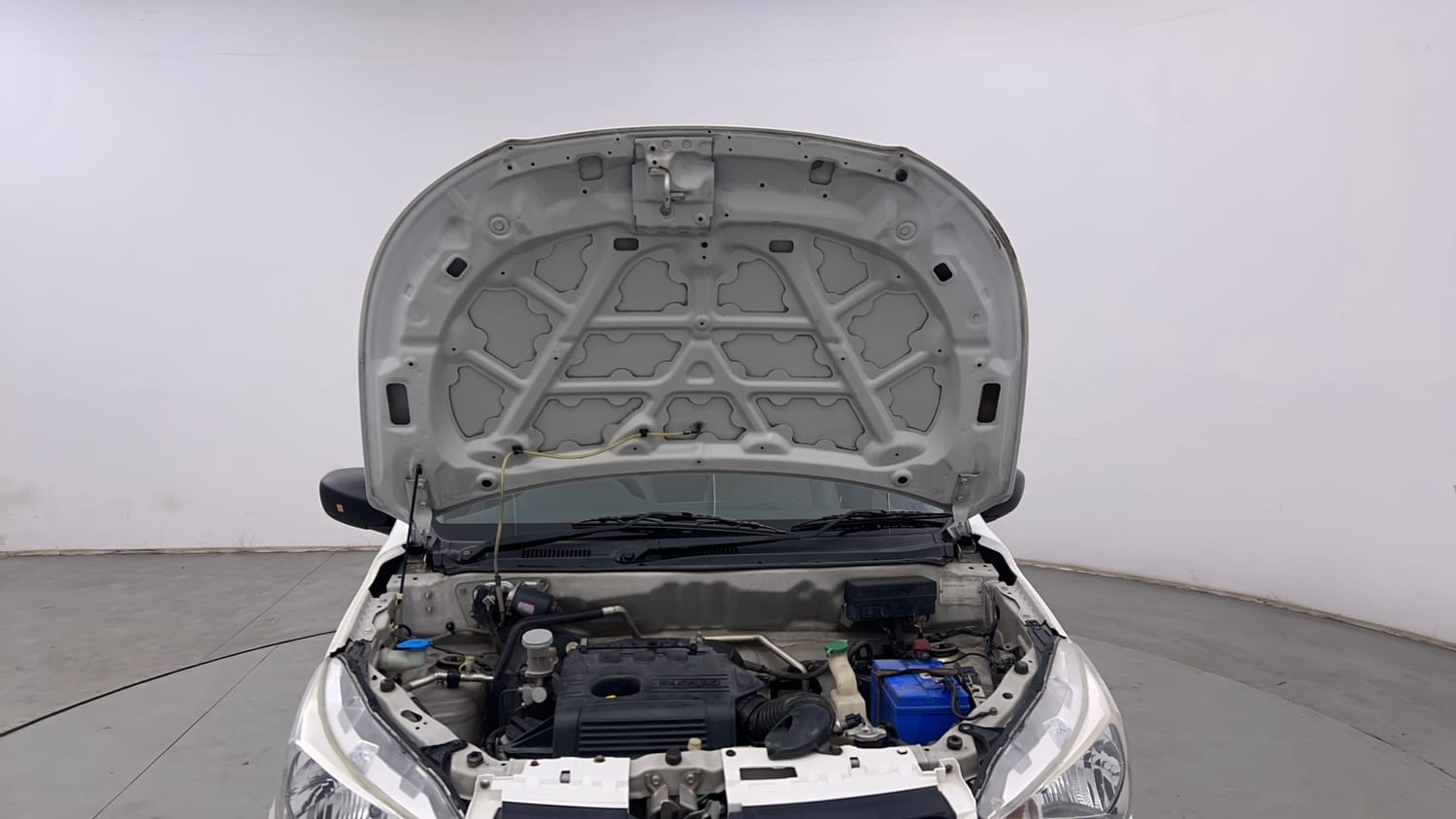 Used 2016 Maruti Suzuki Alto K10 VXi Petrol Manual engine ENGINE & BONNET OPEN FRONT VIEW