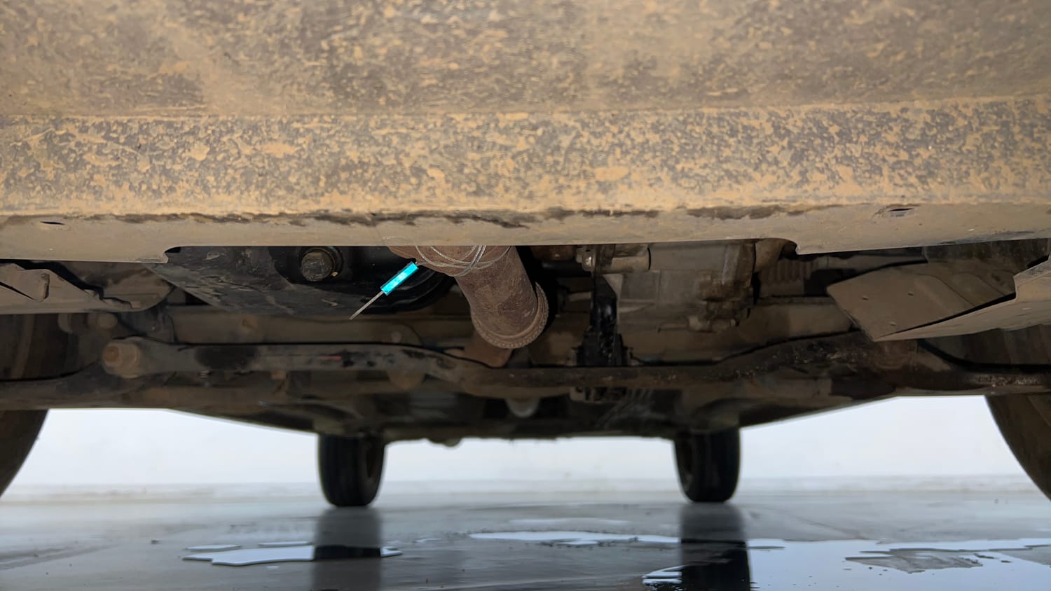 Used 2022 Tata Tiago XT Petrol Manual extra FRONT LEFT UNDERBODY VIEW