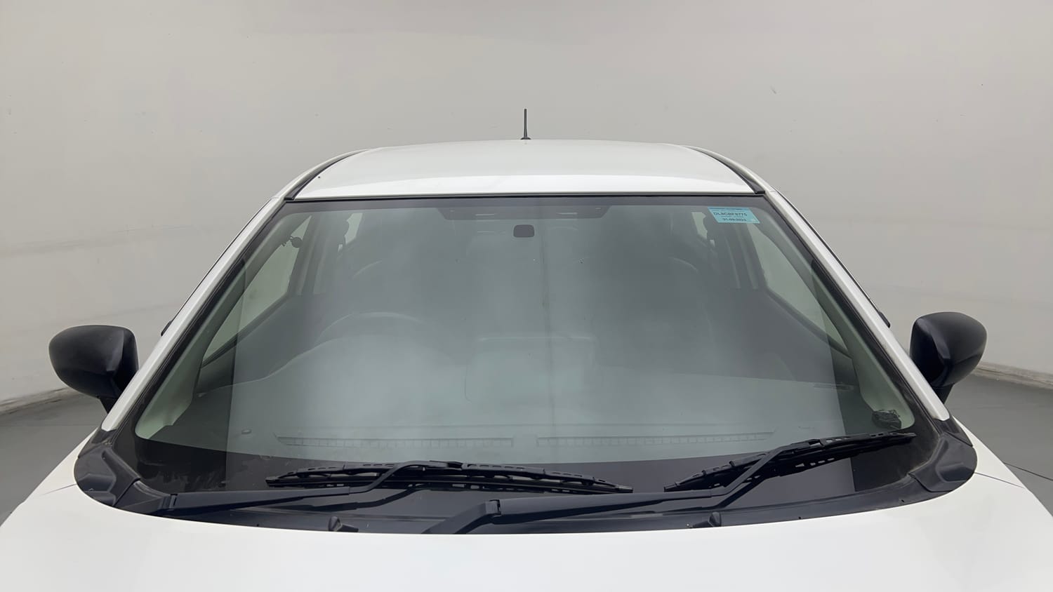 Used 2023 Toyota Glanza E Petrol Manual exterior FRONT WINDSHIELD VIEW