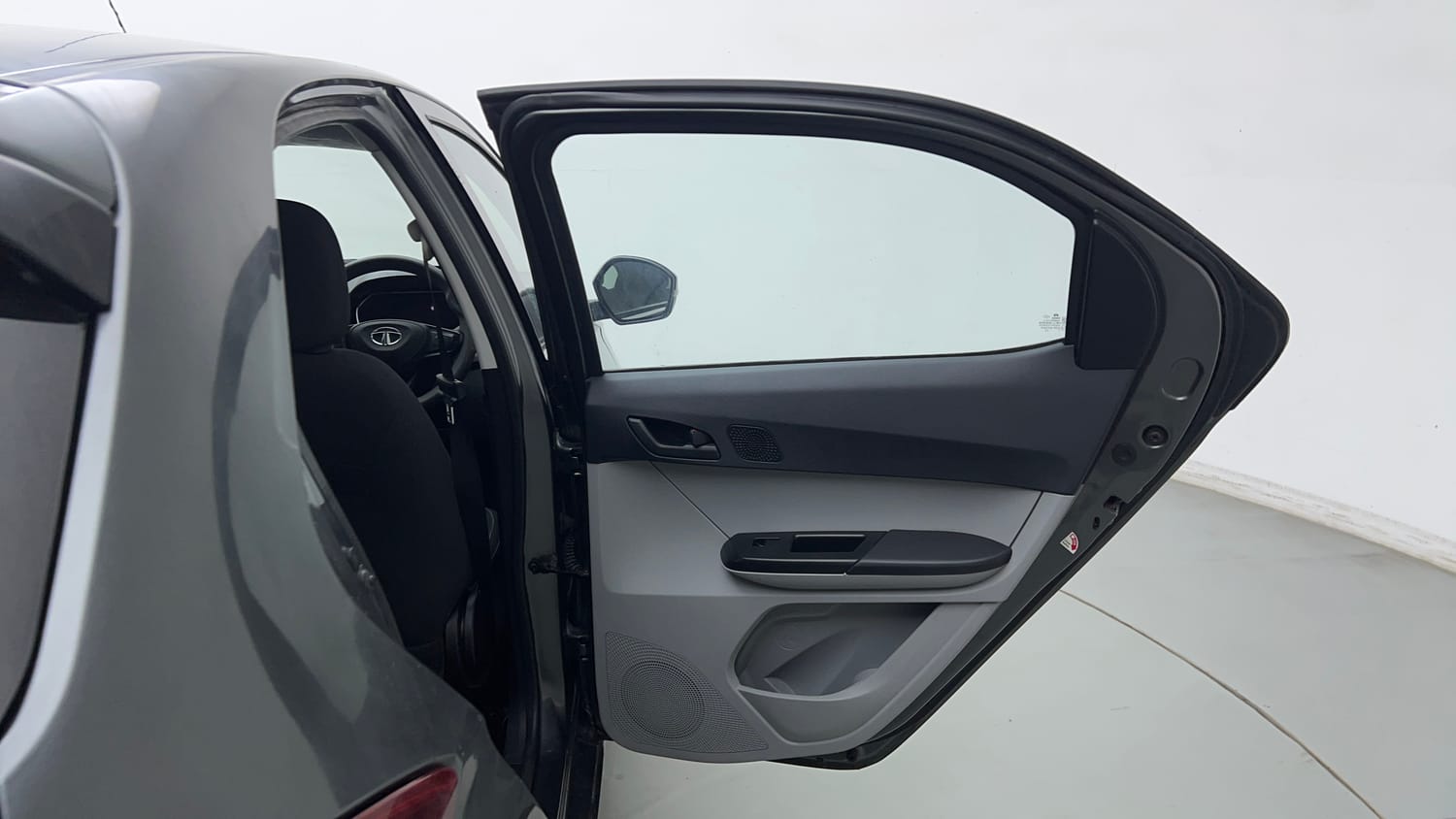 Used 2022 Tata Tiago XT Petrol Manual interior RIGHT REAR DOOR OPEN VIEW