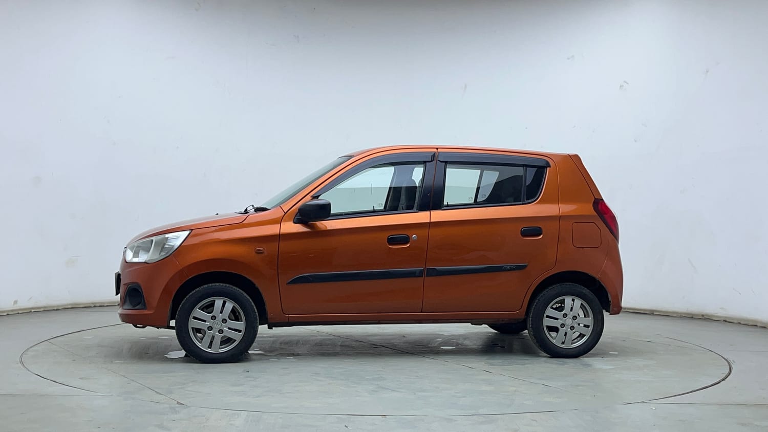 Used 2015 Maruti Suzuki Alto K10 VXi Petrol Manual exterior LEFT SIDE VIEW