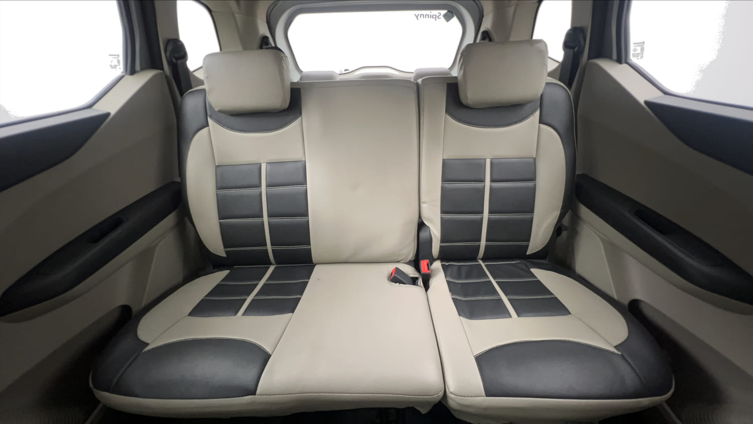 Used 2021 Renault Triber RXL Petrol Manual interior REAR SEAT CONDITION VIEW