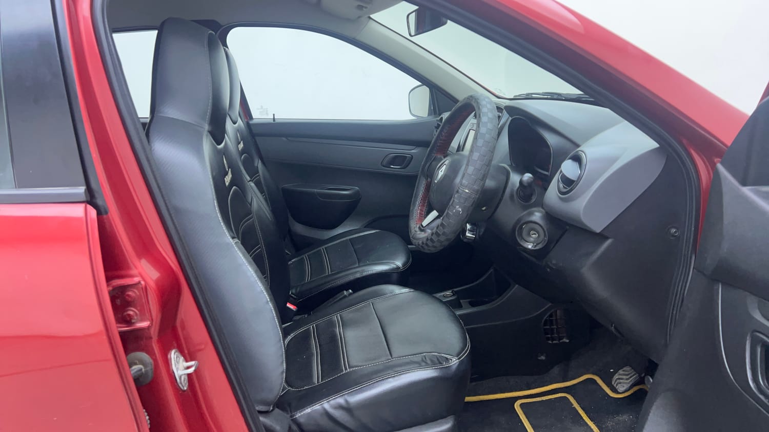 Used 2017 Renault Kwid 1.0 RXT AMT Opt Petrol Automatic interior RIGHT SIDE FRONT DOOR CABIN VIEW