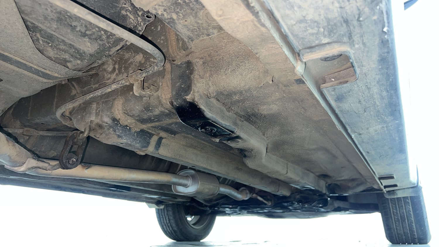 Used 2016 Hyundai Creta 1.6 SX Plus AT Petrol Petrol Automatic extra REAR RIGHT UNDERBODY VIEW