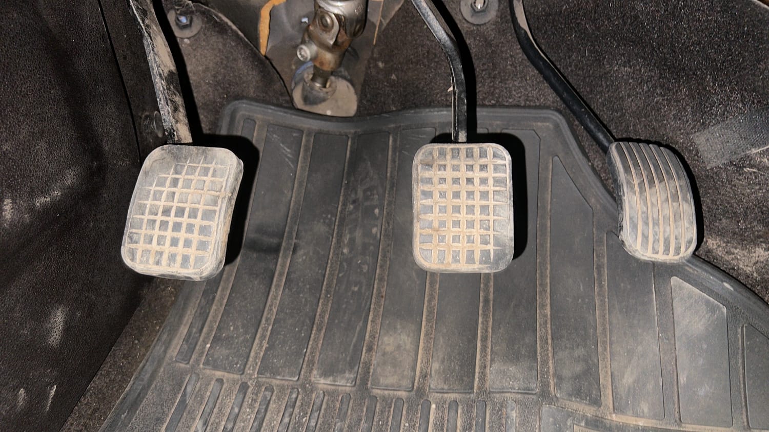 Used 2015 Tata Zest XT Petrol Petrol Manual interior PEDALS VIEW