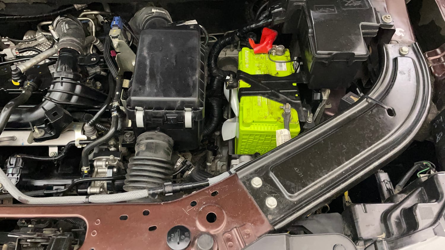Used 2021 Renault Kiger RXZ Turbo CVT Petrol Automatic engine ENGINE LEFT SIDE VIEW