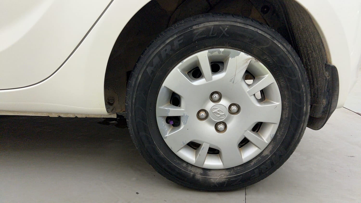 Used 2012 Hyundai i20 Era 1.2 Petrol Manual tyres LEFT REAR TYRE RIM VIEW