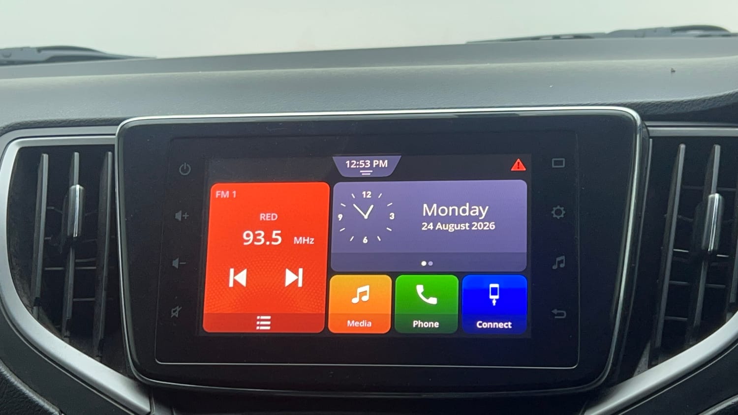 Used 2019 Toyota Glanza V CVT Petrol Automatic top_features Touch screen infotainment system