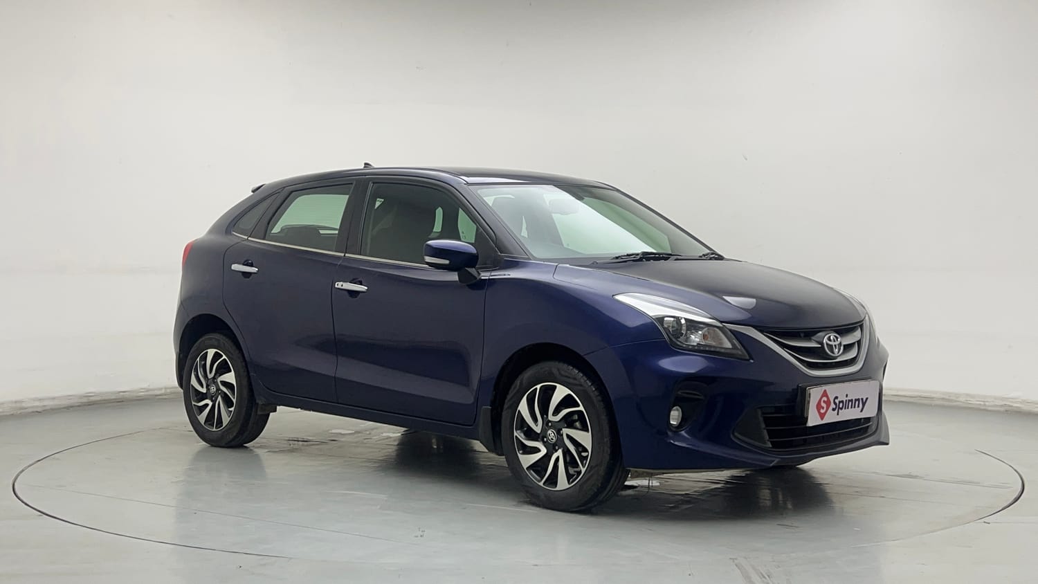 Used 2019 Toyota Glanza V CVT Petrol Automatic exterior RIGHT FRONT CORNER VIEW