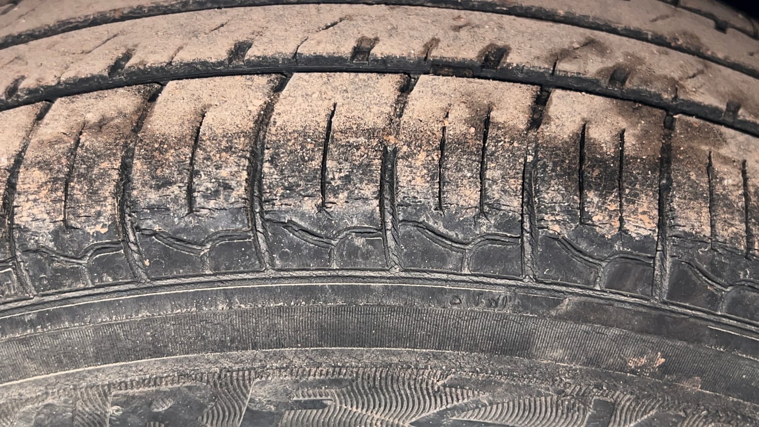 Used 2019 Hyundai Santro Sportz Petrol Manual tyres LEFT REAR TYRE TREAD VIEW