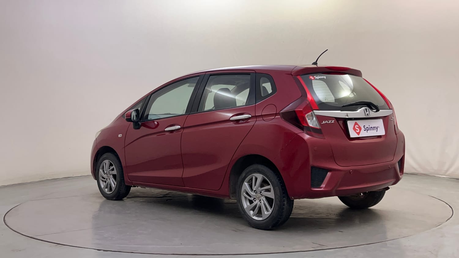 Used 2018 Honda Jazz V Petrol Petrol Manual exterior LEFT REAR CORNER VIEW