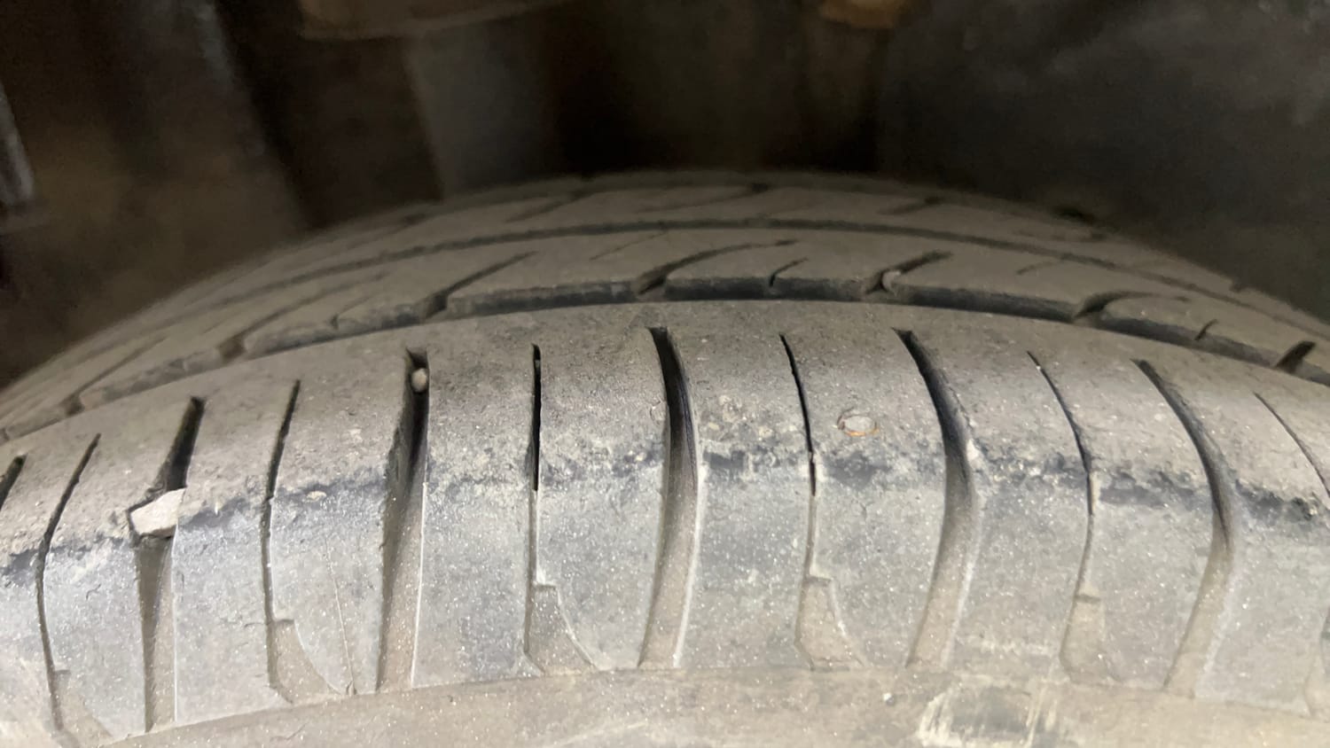 Used 2016 Tata Tiago Revotron XZ Petrol Manual tyres RIGHT REAR TYRE TREAD VIEW