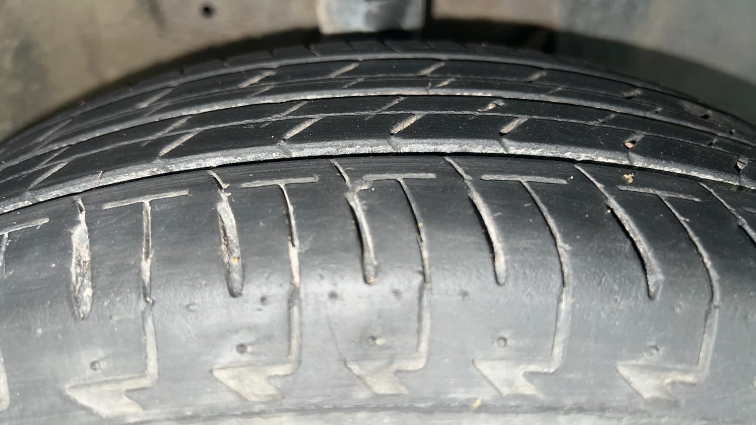 Used 2024 Maruti Suzuki Celerio ZXi Petrol Manual tyres RIGHT FRONT TYRE TREAD VIEW