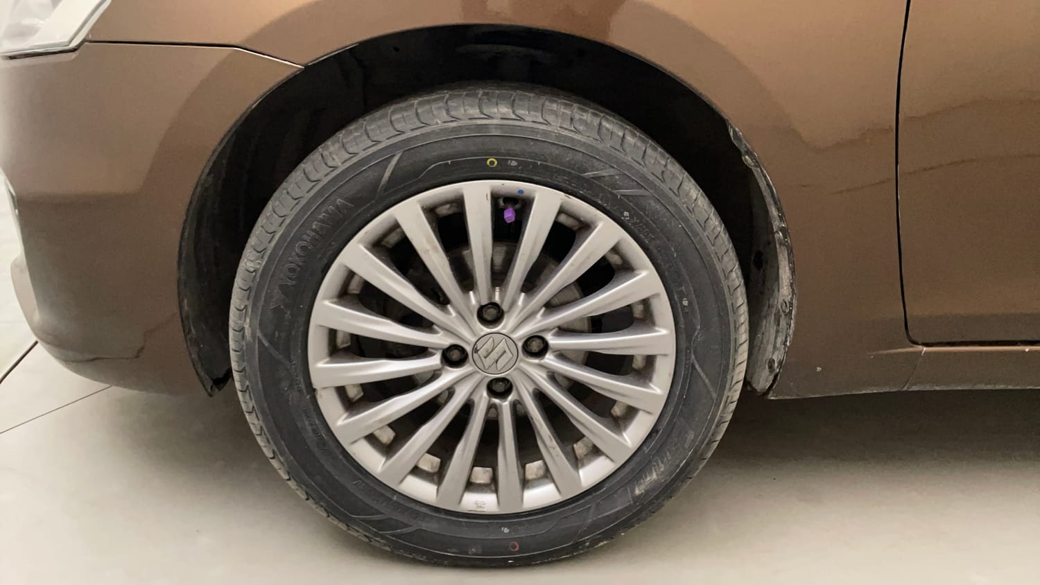 Used 2017 Maruti Suzuki Ciaz ZXI+ Petrol Manual tyres LEFT FRONT TYRE RIM VIEW