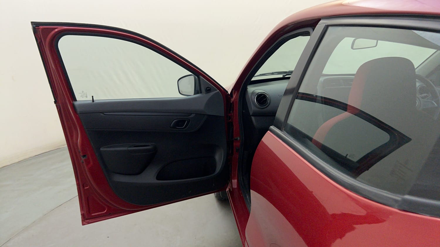 Used 2020 Renault Kwid RXT 1.0 AMT Opt Petrol Automatic interior LEFT FRONT DOOR OPEN VIEW