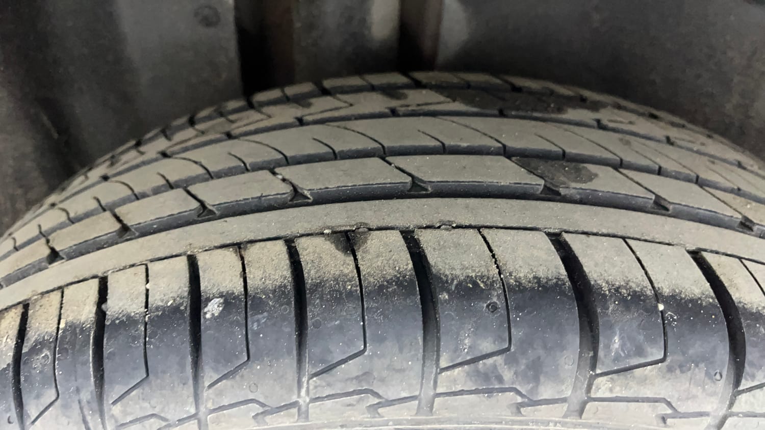 Used 2020 MG Motors Hector Sharp 1.5 DCT Petrol Petrol Automatic tyres RIGHT REAR TYRE TREAD VIEW