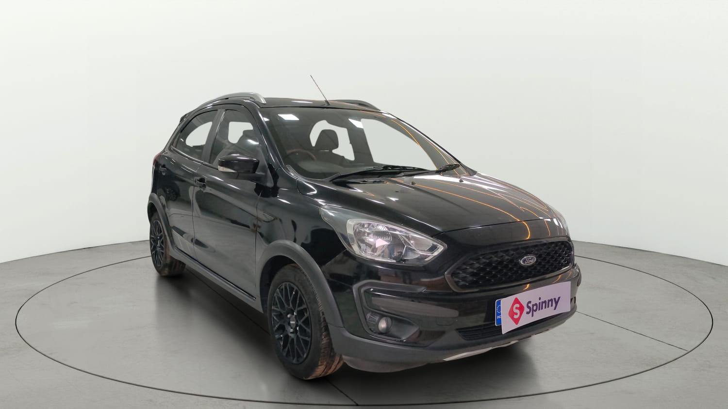 Used 2018 Ford Freestyle Titanium 1.2 Ti-VCT Petrol Manual exterior RIGHT FRONT CORNER VIEW