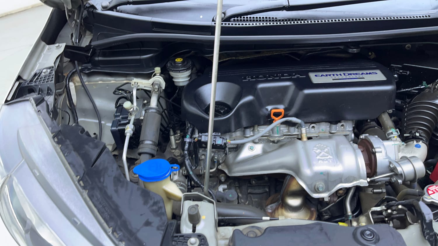 Used 2018 Honda WR-V VX MT Diesel Diesel Manual engine ENGINE RIGHT SIDE VIEW