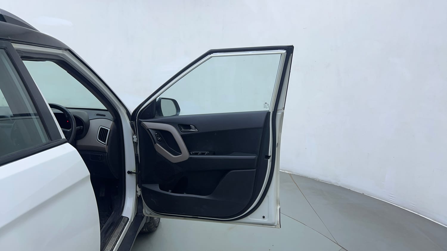 Used 2016 Hyundai Creta 1.6 SX Plus AT Petrol Petrol Automatic interior RIGHT FRONT DOOR OPEN VIEW