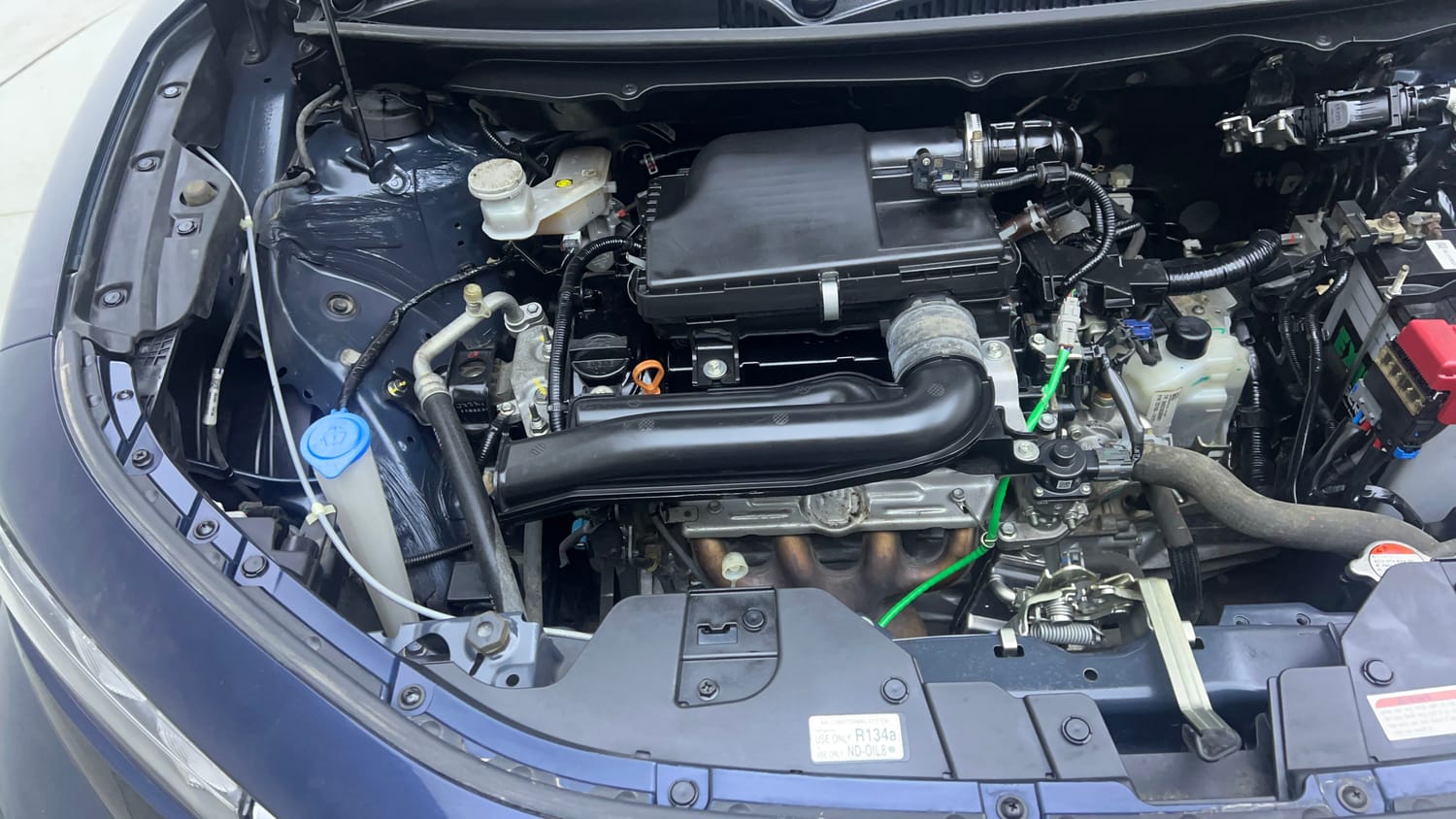 Used 2023 Maruti Suzuki Fronx Delta Plus 1.2L AGS Petrol Automatic engine ENGINE RIGHT SIDE VIEW