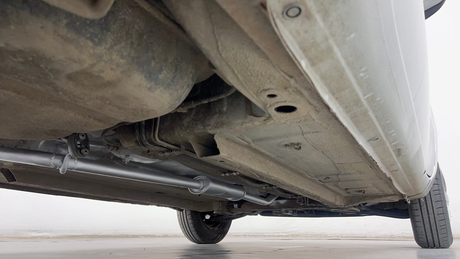 Used 2018 Datsun Redi-GO S Petrol Manual extra REAR RIGHT UNDERBODY VIEW