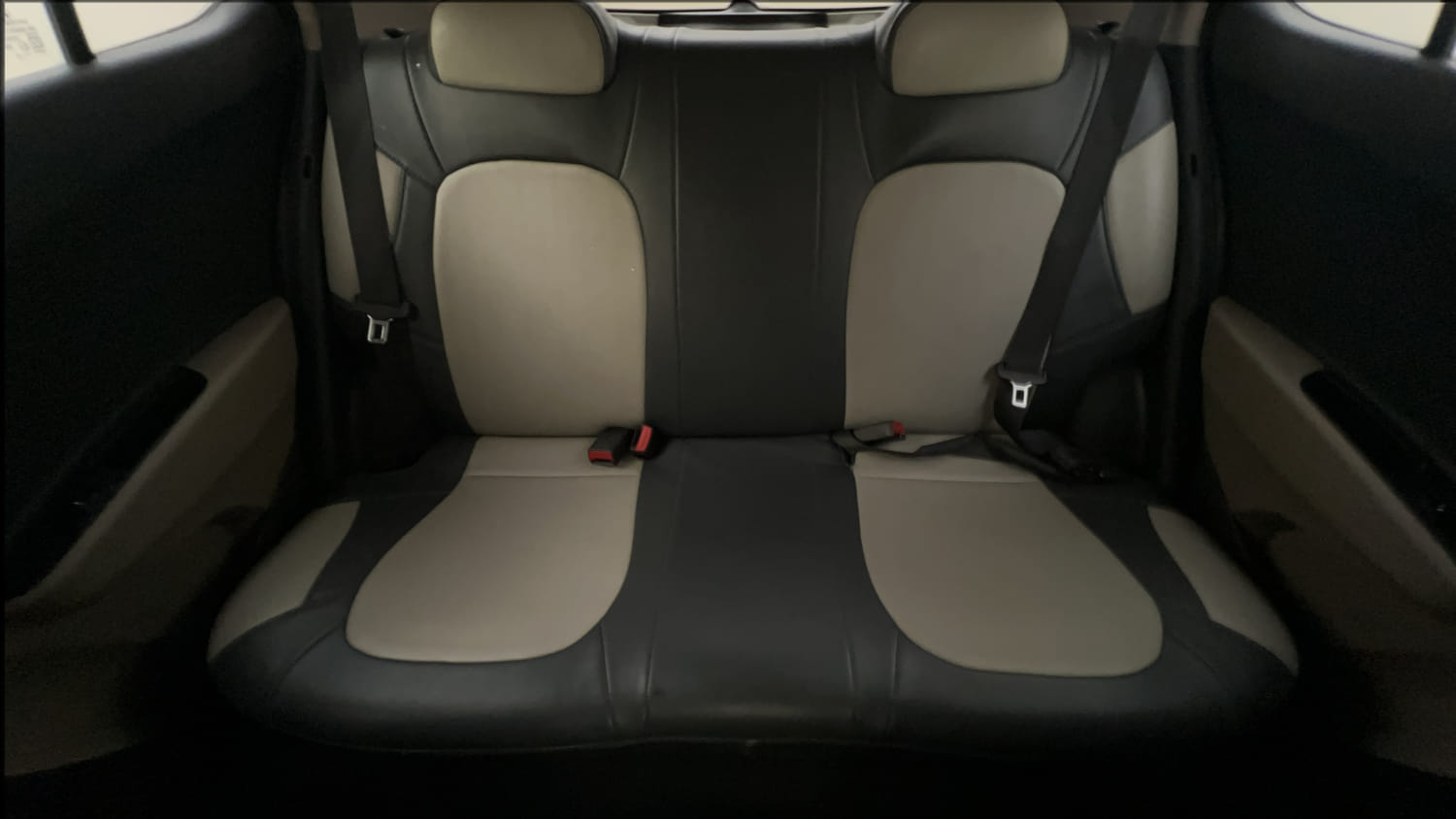 Used 2016 Hyundai Grand i10 Sportz 1.2 Kappa VTVT Petrol Manual interior REAR SEAT CONDITION VIEW