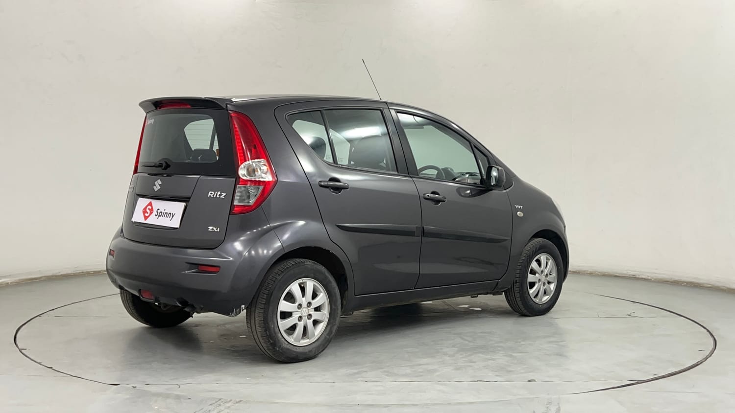Used 2013 Maruti Suzuki Ritz Zxi BS-IV Petrol Manual exterior RIGHT REAR CORNER VIEW