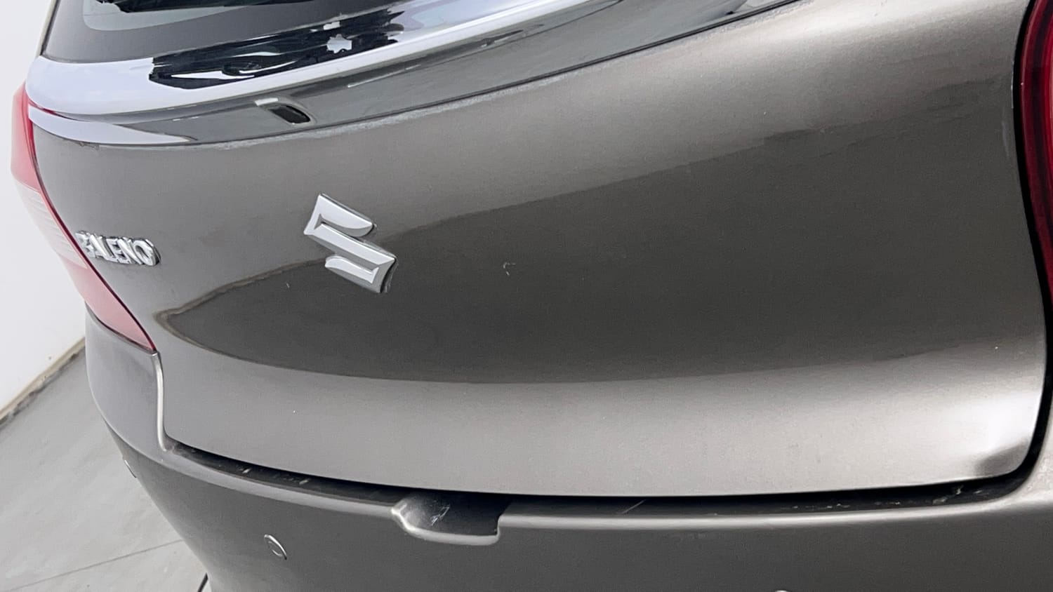 Used 2021 Maruti Suzuki Baleno Zeta Petrol Manual dents MINOR DENT