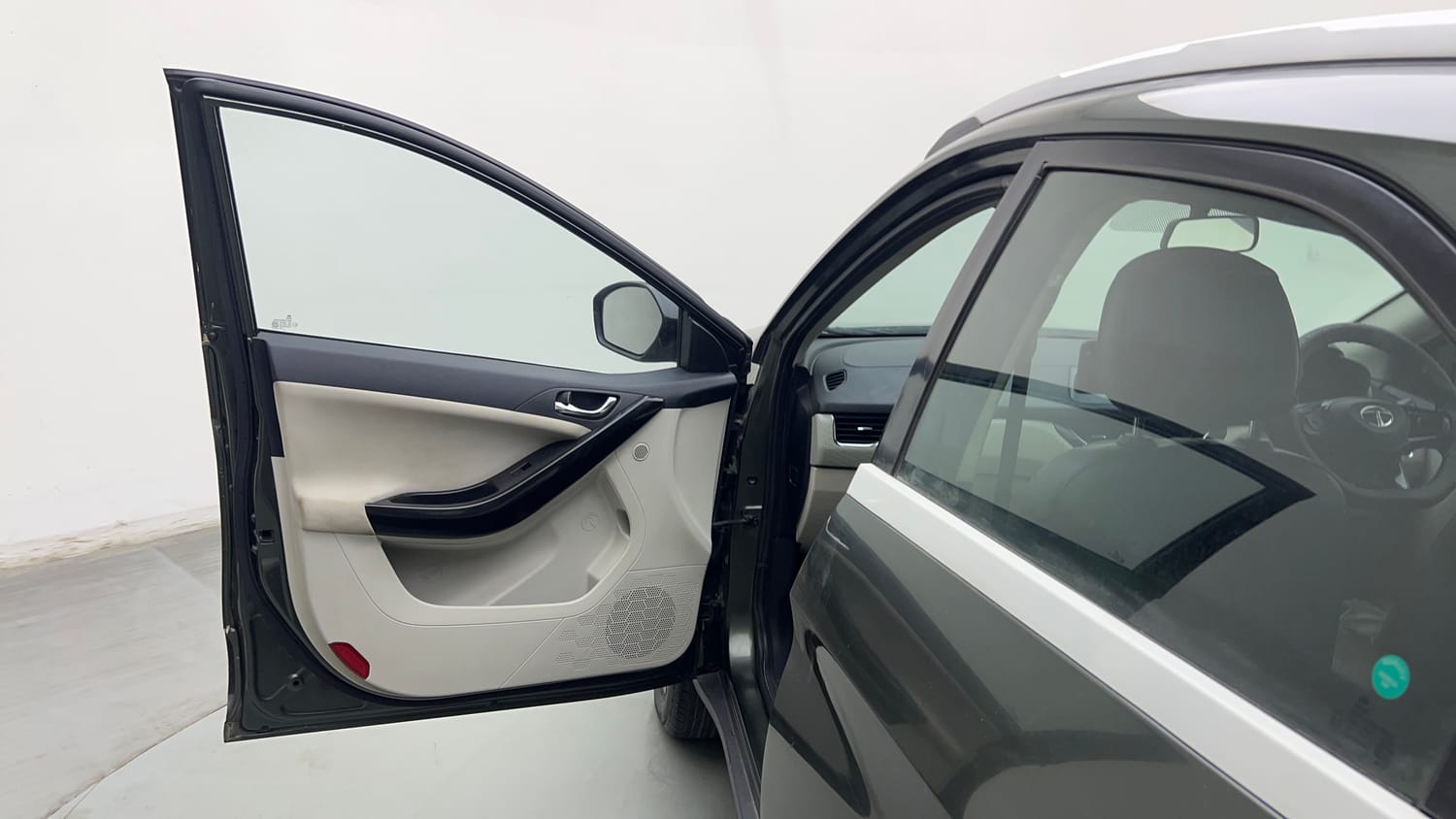 Used 2021 Tata Nexon XZ Plus Petrol Manual interior LEFT FRONT DOOR OPEN VIEW