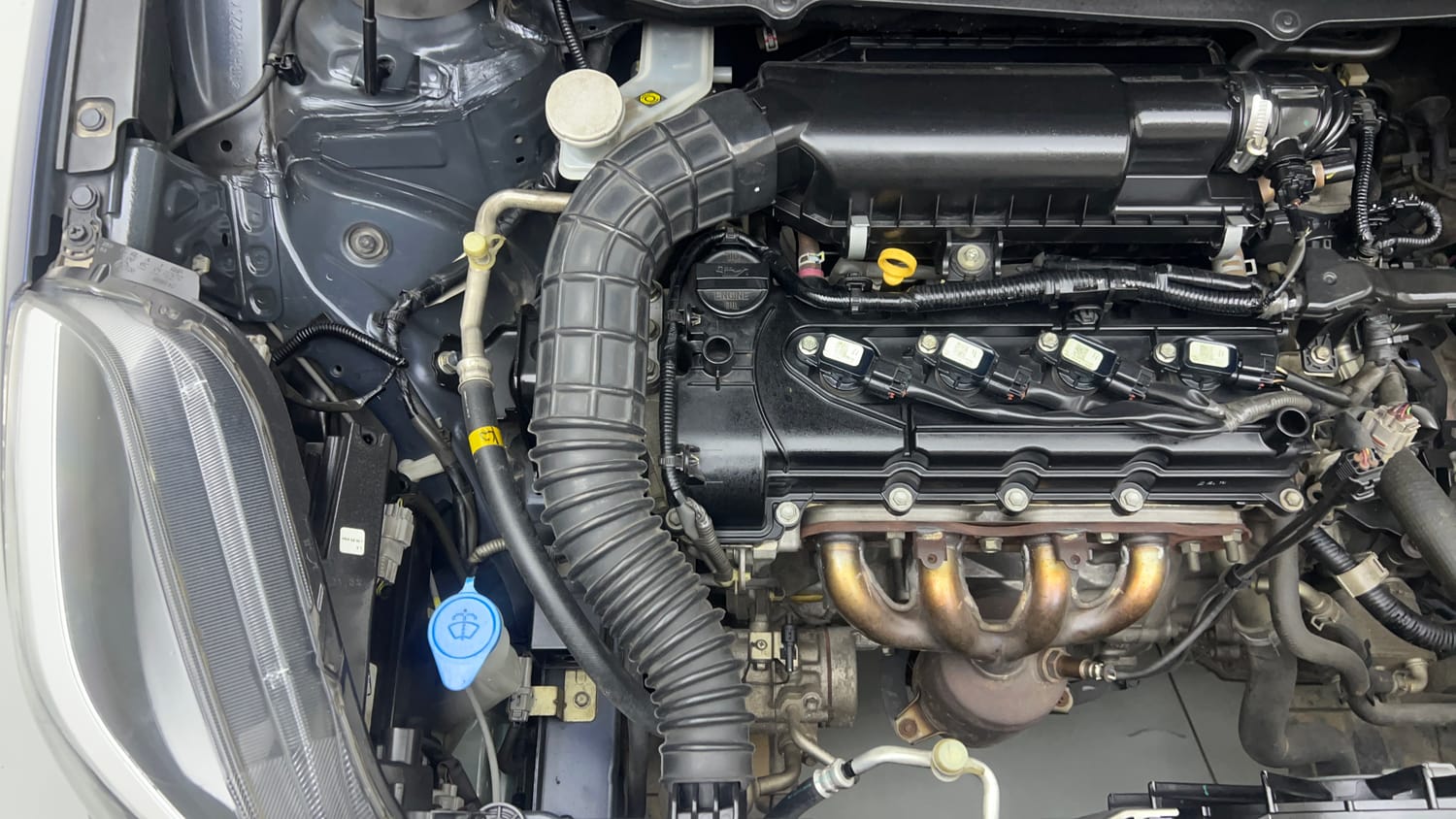 Used 2019 Toyota Glanza V CVT Petrol Automatic engine ENGINE RIGHT SIDE VIEW