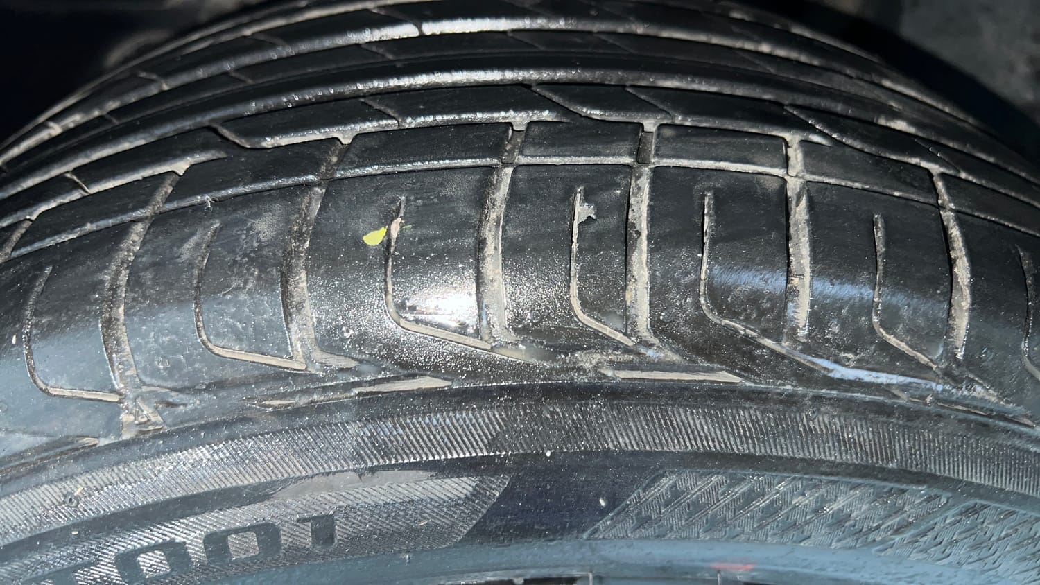 Used 2021 Tata Nexon XZ Plus Petrol Manual tyres LEFT FRONT TYRE TREAD VIEW