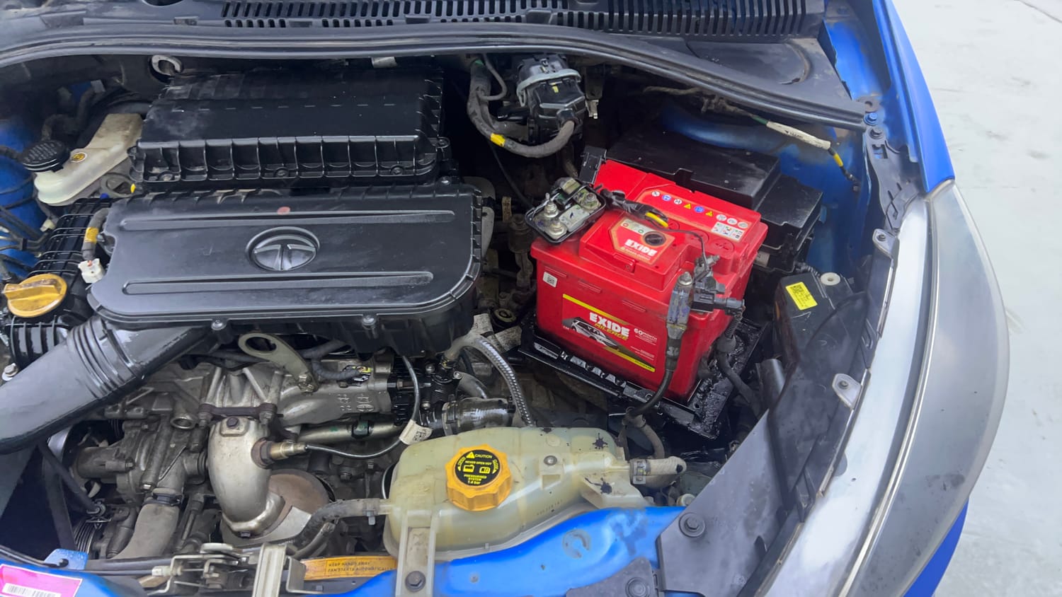Used 2020 Tata Tiago XT Petrol Manual engine ENGINE LEFT SIDE VIEW