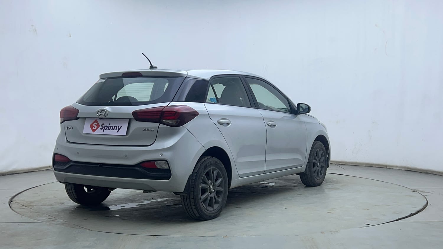 Used 2018 Hyundai Elite i20 Asta 1.2 Petrol Manual exterior RIGHT REAR CORNER VIEW