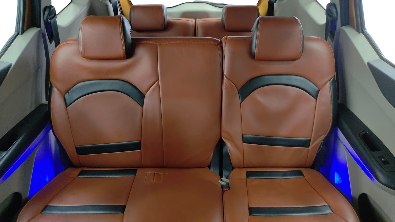 Used 2022 Renault Triber RXZ EASY-R AMT Petrol Automatic interior REAR SEAT CONDITION VIEW