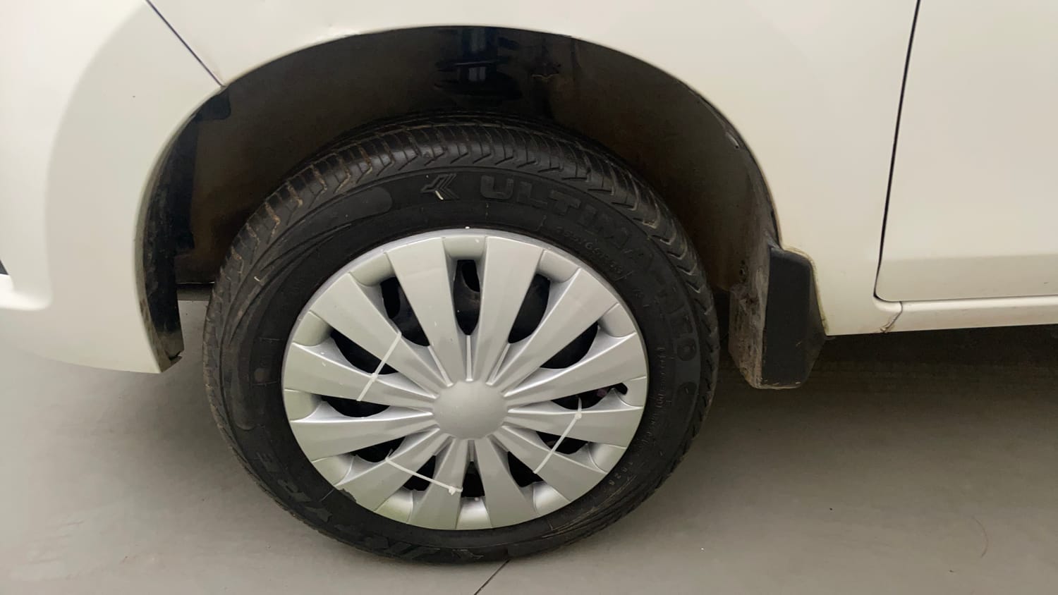 Used 2015 Maruti Suzuki Alto K10 VXi Petrol Manual tyres LEFT FRONT TYRE RIM VIEW