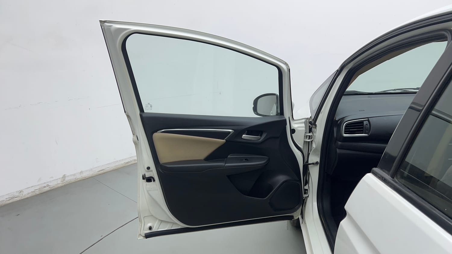 Used 2015 Honda Jazz V AT Petrol Petrol Automatic interior LEFT FRONT DOOR OPEN VIEW