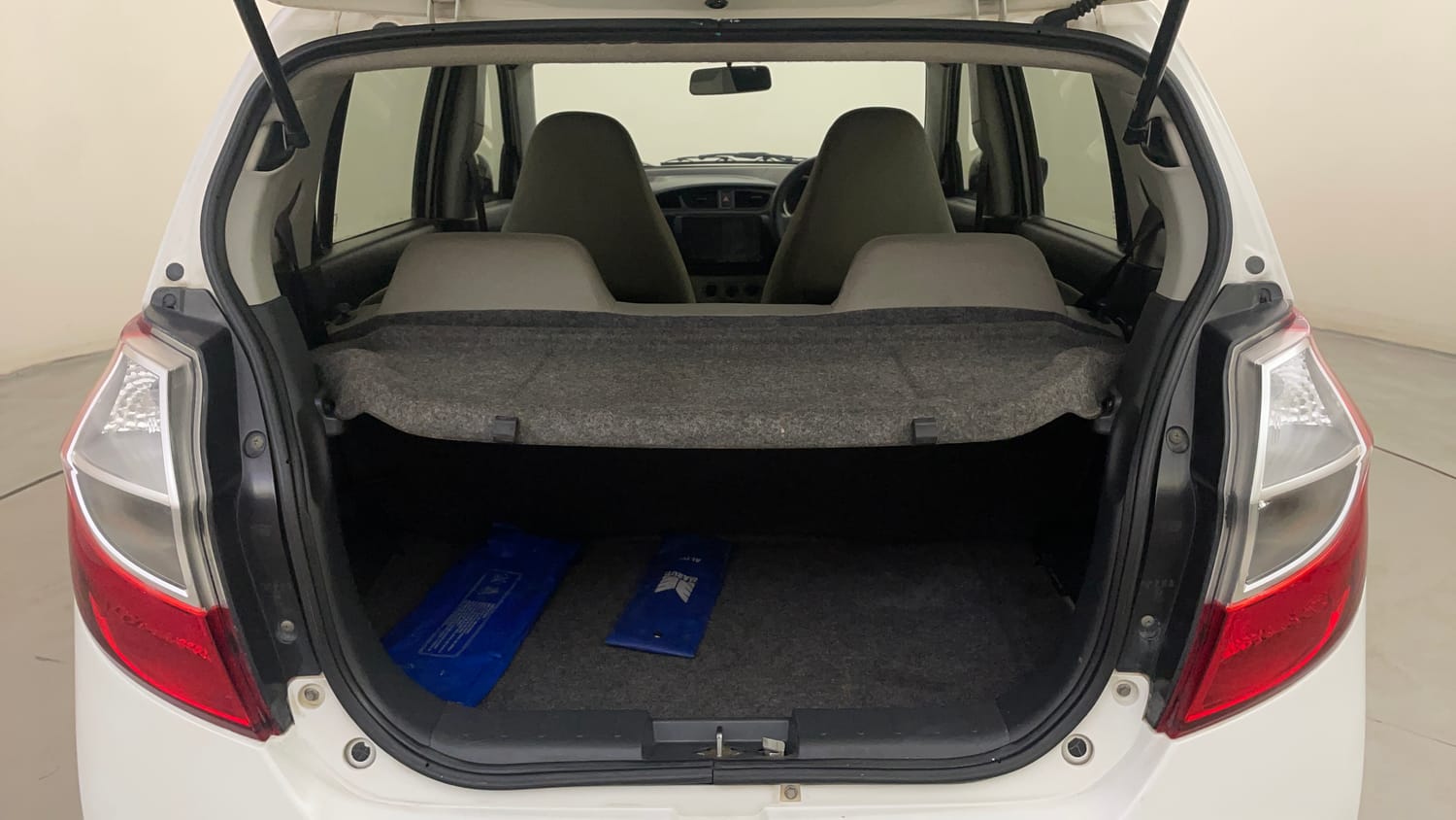 Used 2015 Maruti Suzuki Alto K10 VXi Petrol Manual interior DICKY INSIDE VIEW