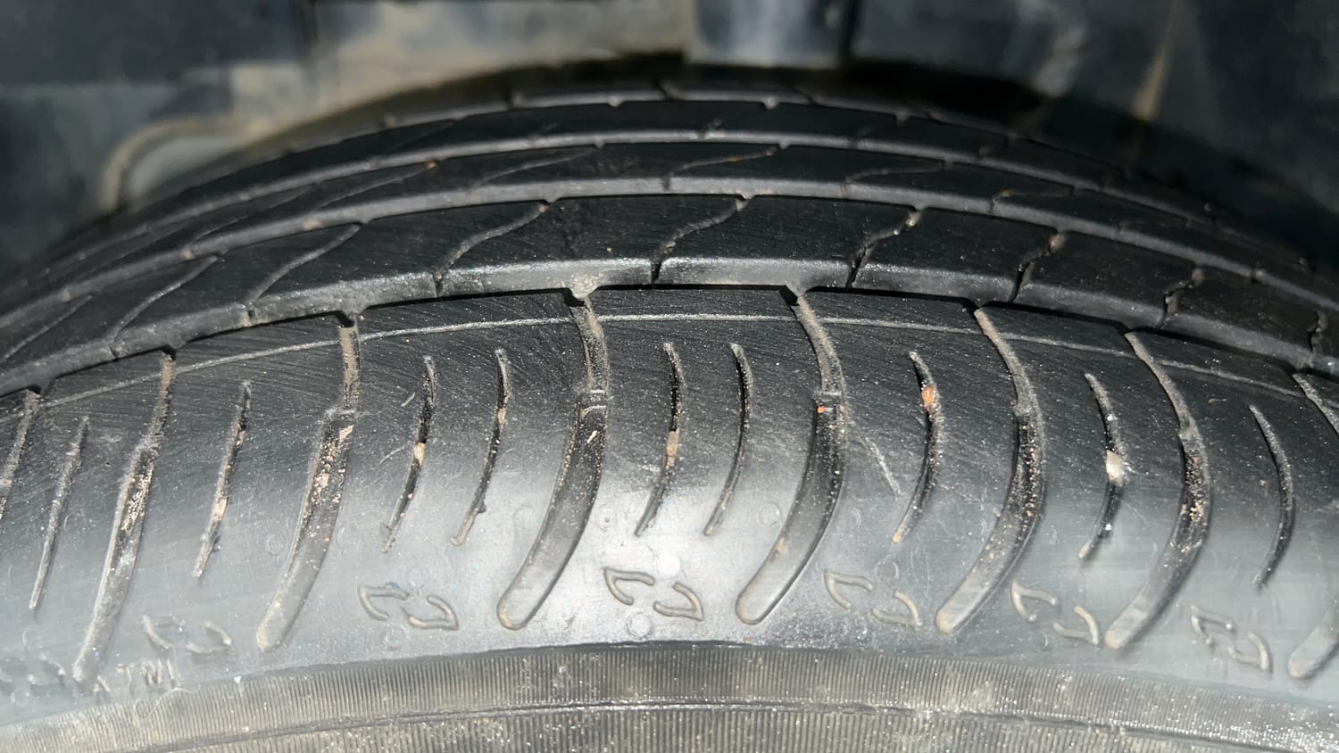 Used 2020 Tata Nexon XM (S) Petrol Manual tyres LEFT FRONT TYRE TREAD VIEW