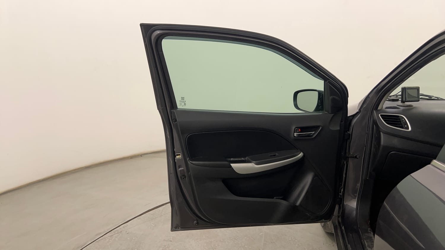 Used 2017 Maruti Suzuki Baleno Zeta 1.2 Petrol Manual interior LEFT FRONT DOOR OPEN VIEW
