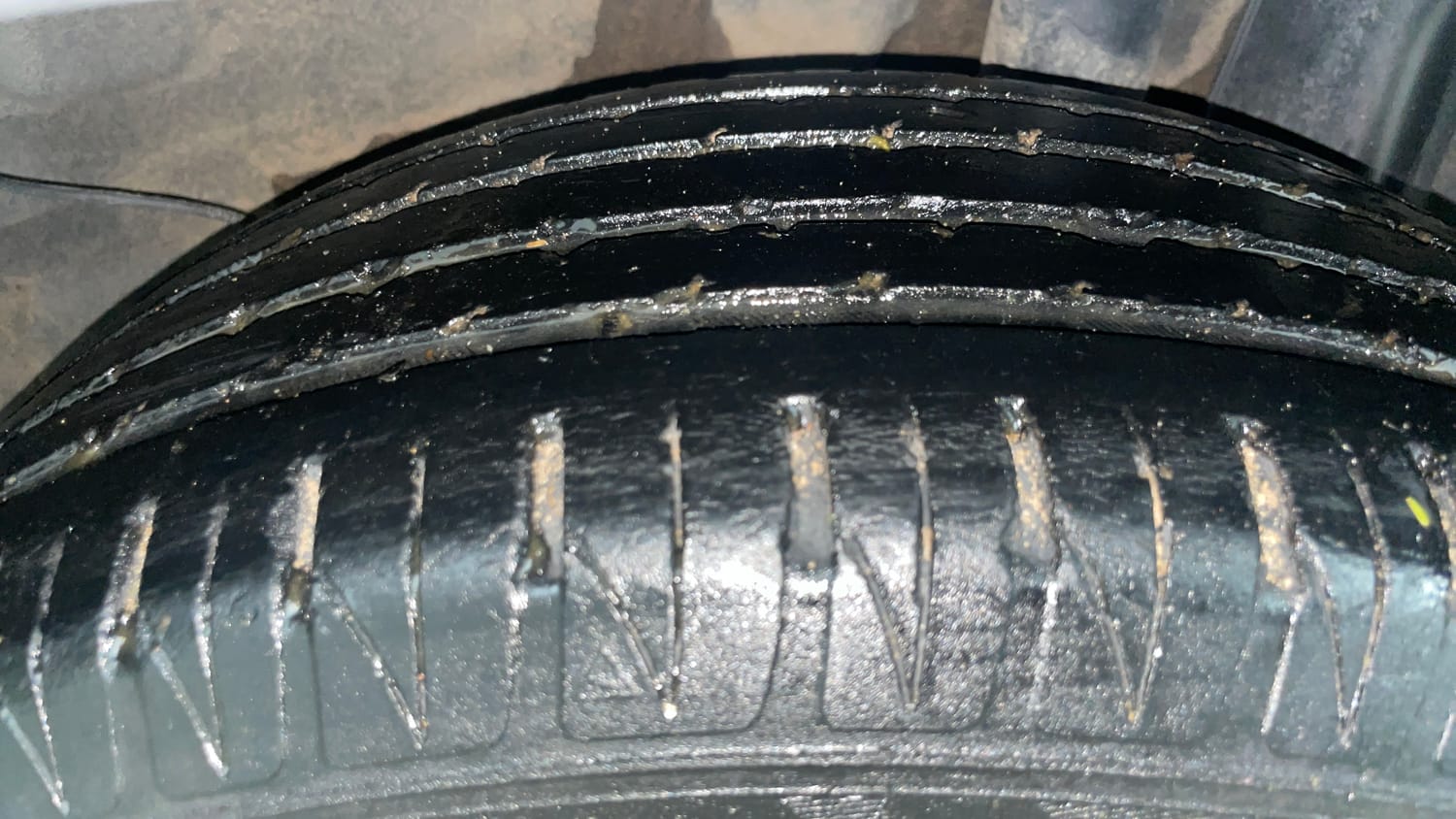 Used 2023 Kia Sonet HTX 1.0 iMT Petrol Manual tyres LEFT REAR TYRE TREAD VIEW