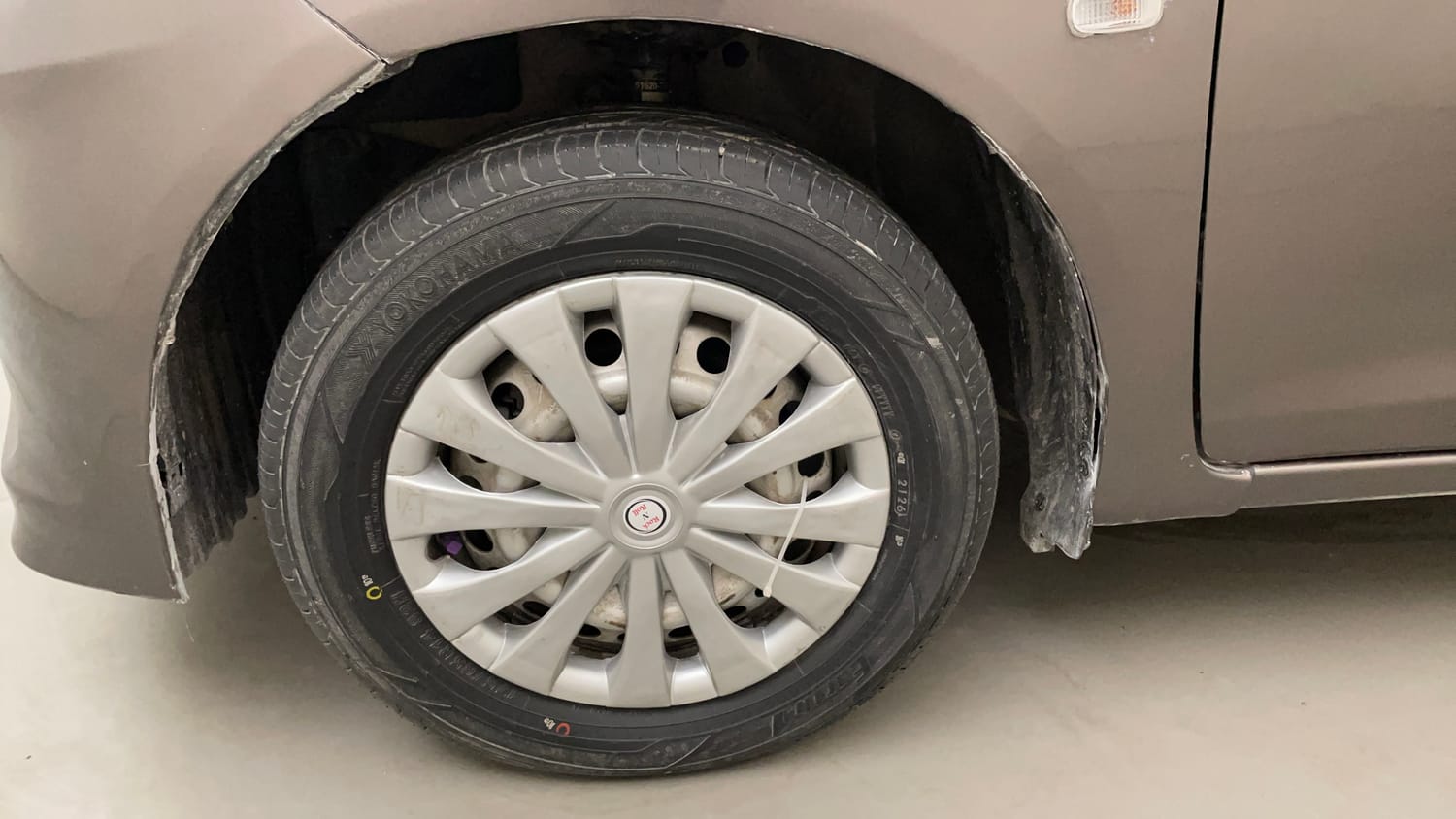 Used 2015 Honda Brio E MT Petrol Manual tyres LEFT FRONT TYRE RIM VIEW