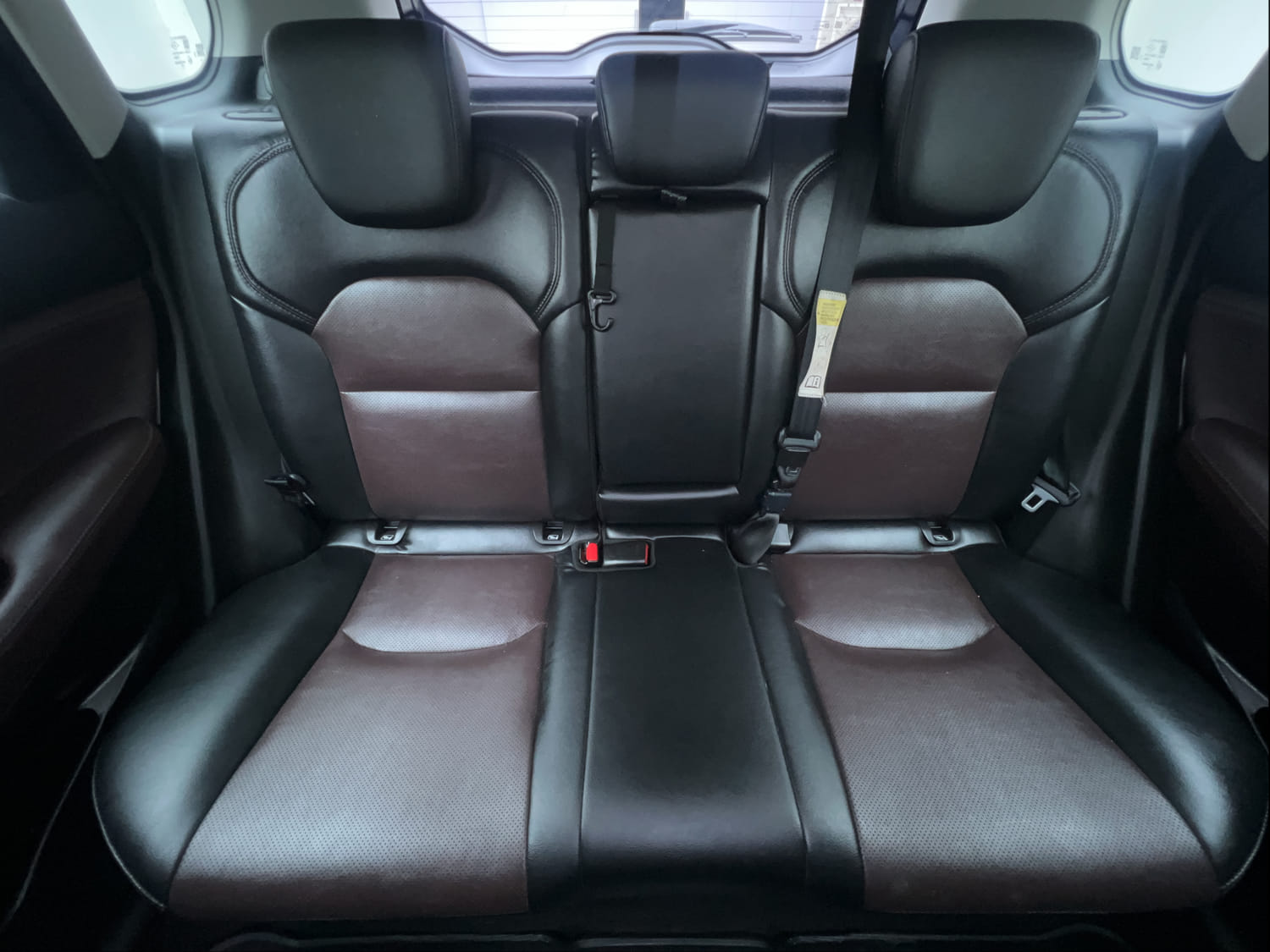 Used 2023 Maruti Suzuki Grand Vitara Alpha Smart Hybrid Petrol Manual interior REAR SEAT CONDITION VIEW