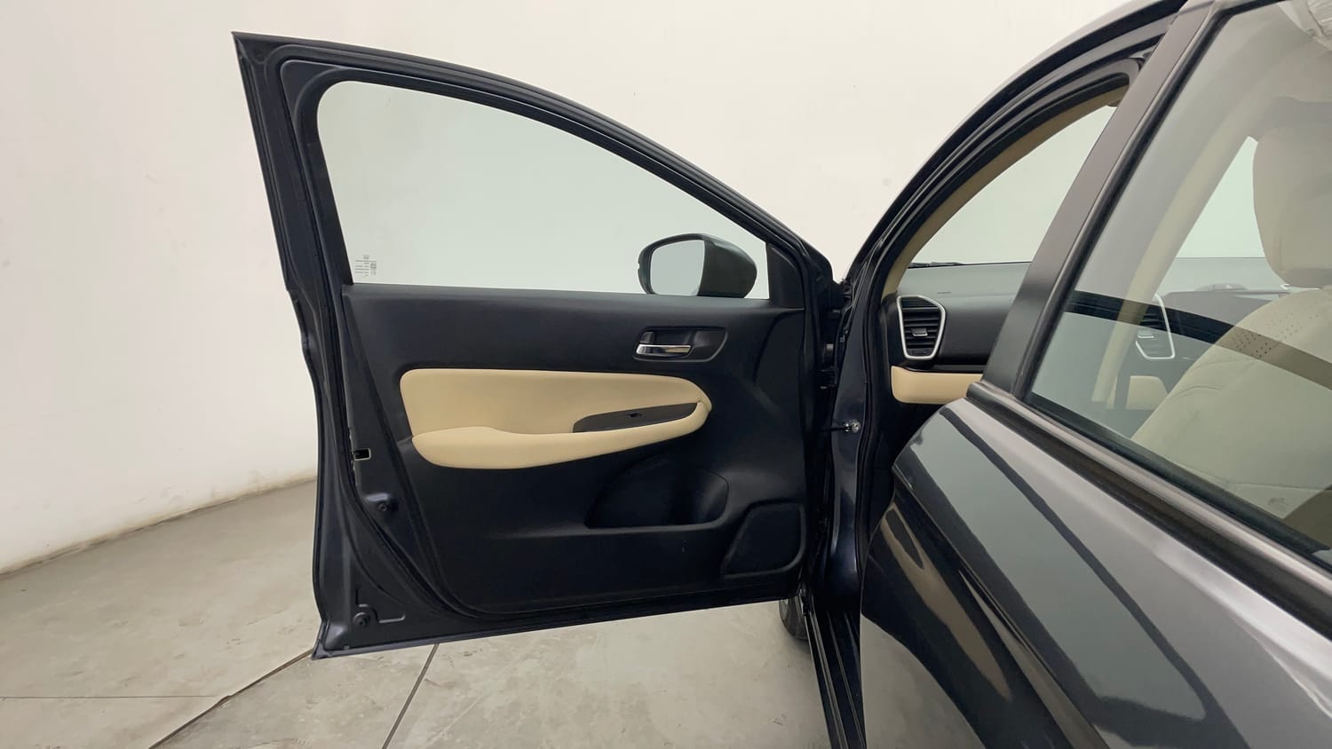 Used 2024 Honda City V Petrol MT Petrol Manual interior LEFT FRONT DOOR OPEN VIEW
