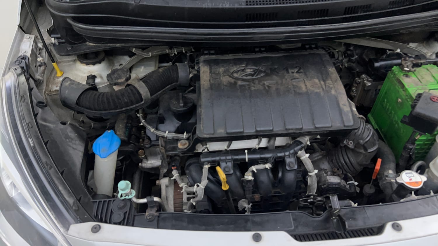 Used 2014 Hyundai Xcent SX AT 1.2 (O) Petrol Automatic engine ENGINE RIGHT SIDE VIEW