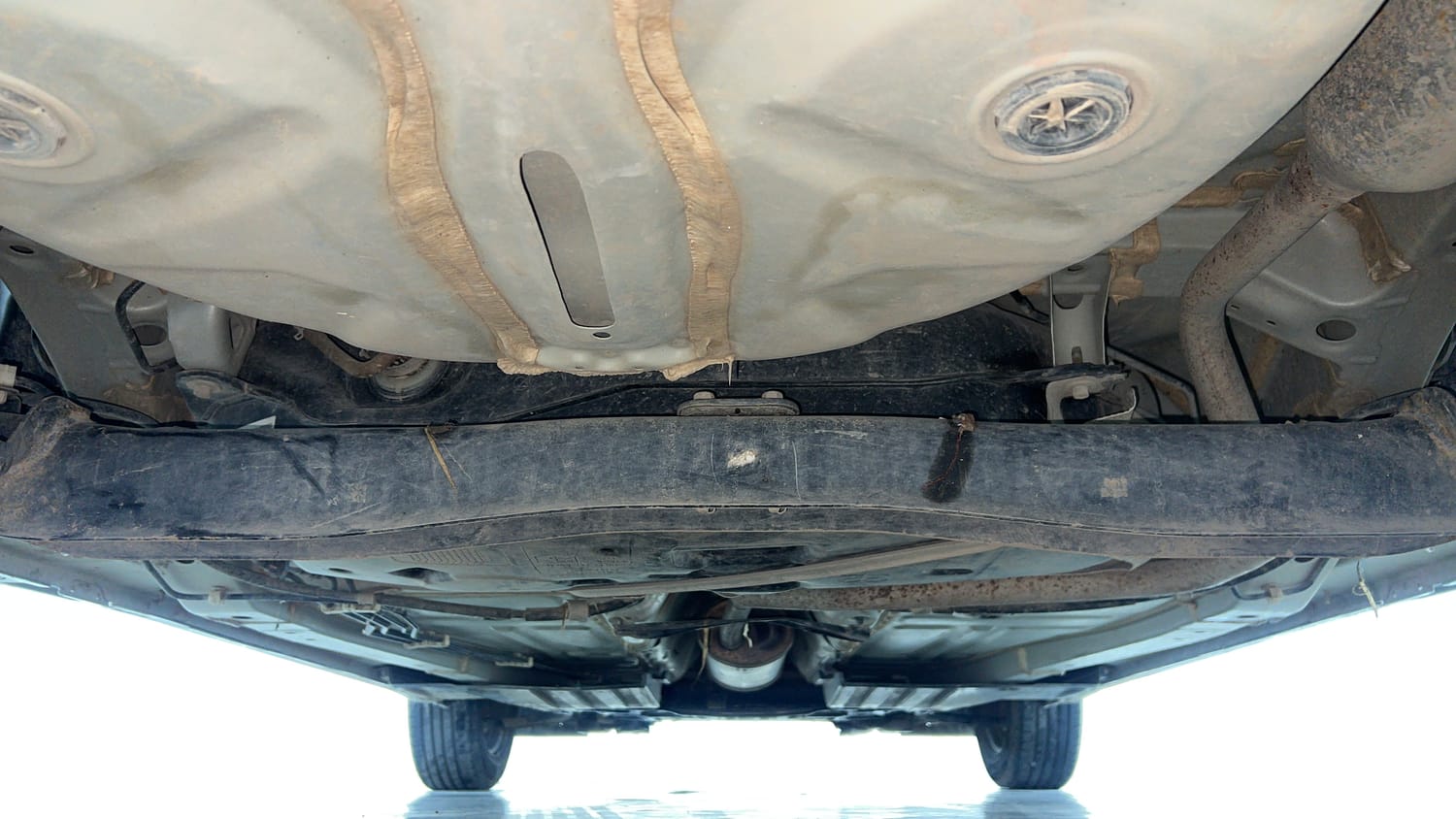 Used 2024 Maruti Suzuki Baleno Sigma MT Petrol Manual extra REAR UNDERBODY VIEW (TAKEN FROM REAR)