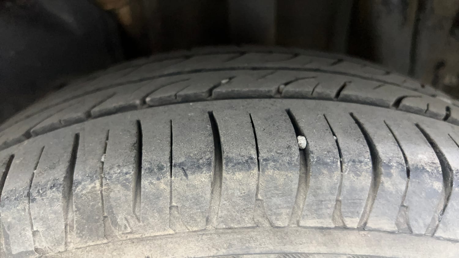 Used 2016 Tata Tiago Revotron XZ Petrol Manual tyres LEFT REAR TYRE TREAD VIEW