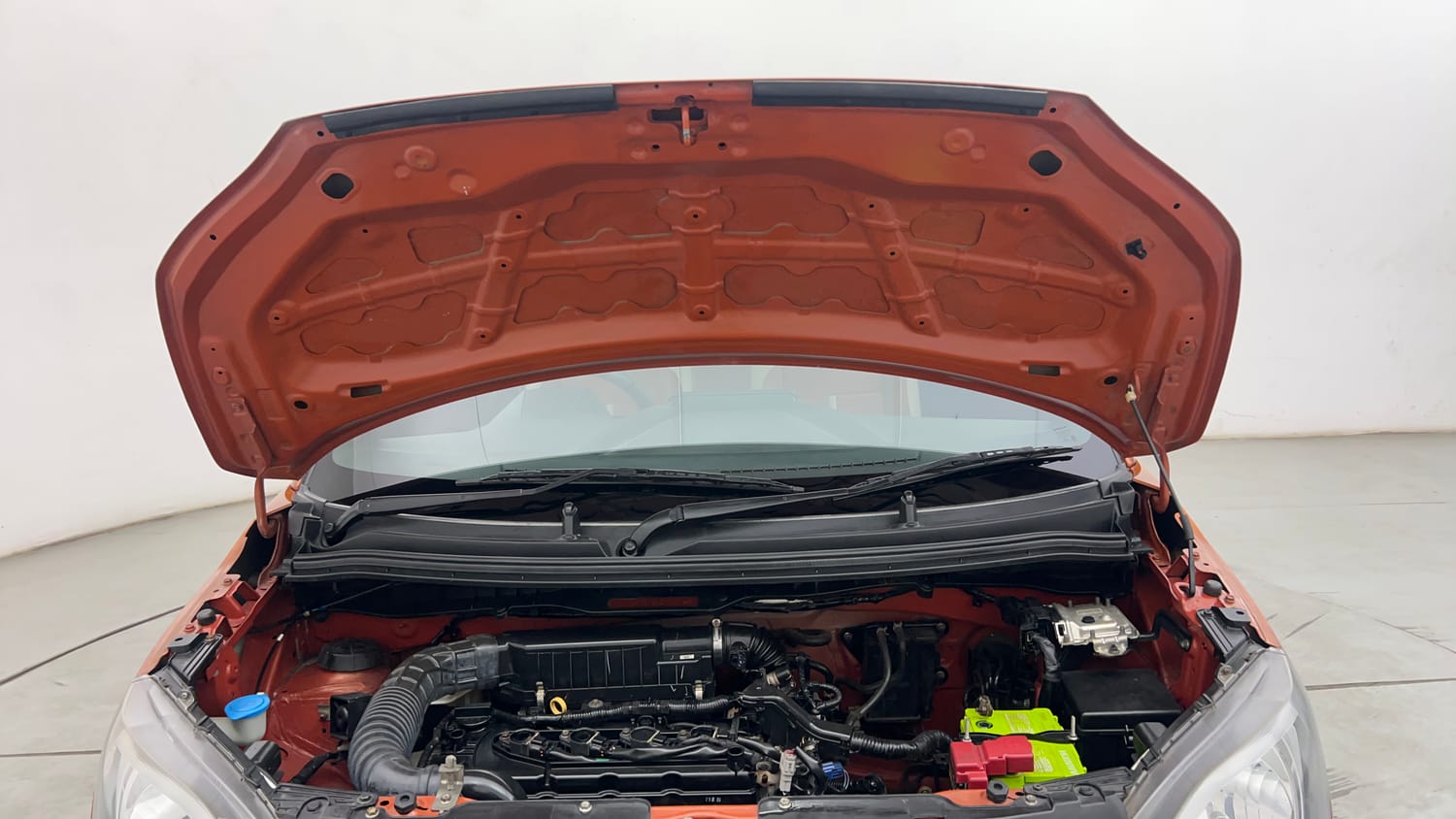 Used 2019 Maruti Suzuki Wagon R VXi 1.2 Petrol Manual engine ENGINE & BONNET OPEN FRONT VIEW